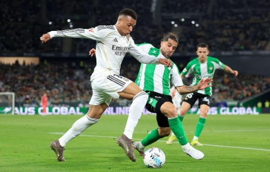 Real Madrid ra thông báo quan trọng về Mbappe