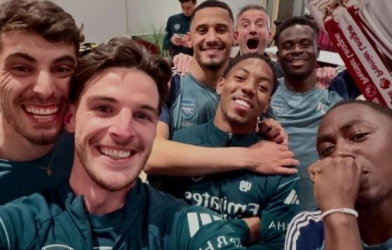 Declan Rice đáp trả Man City sau chức vô địch Arsenal