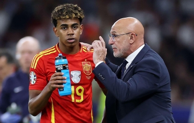 HLV Tây Ban Nha báo tin cực vui về Lamine Yamal tại World Cup