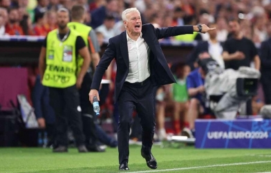 HLV Deschamps nói thẳng về thất bại của tuyển Pháp trước World Cup