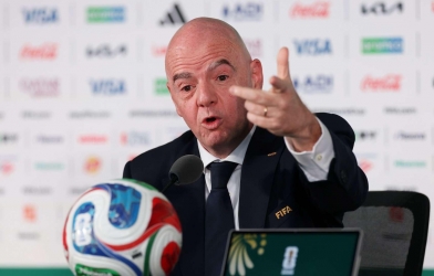 FIFA lên tiếng sau vụ trọng tài số 1 châu Phi bị chặn cửa World Cup 2026