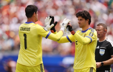 Courtois: 'Nếu tôi ở lại sân, có lẽ Bỉ còn thủng lưới thêm'
