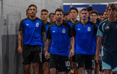 Sao Argentina: 'Chúng tôi sẵn sàng chiến đấu 100% vì Messi'