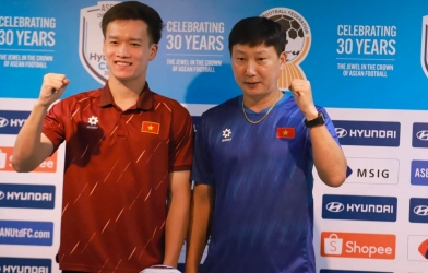 HLV Kim Sang Sik tuyên bố đanh thép trước giờ Việt Nam xuất trận AFF Cup