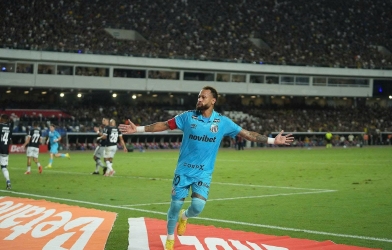 Neymar lại gây bão sau trận thắng, bị Chủ tịch CLB đối thủ nói là 'đồ hề'