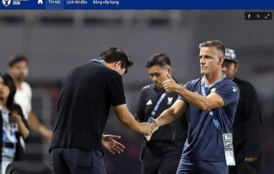 Báo Hàn: 'HLV Kim Sang Sik nhận sự tôn trọng từ HLV từng dự World Cup'