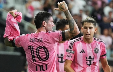Messi trở lại, Inter Miami vẫn bị loại khỏi League Cup