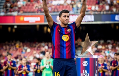 Barca giành chiến thắng trong ngày Rodri ra mắt Camp Nou