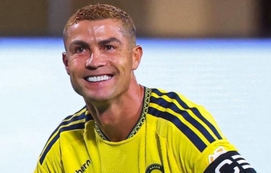 CHÍNH THỨC: Ronaldo lập kỷ lục vô tiền khoáng hậu trong bóng đá