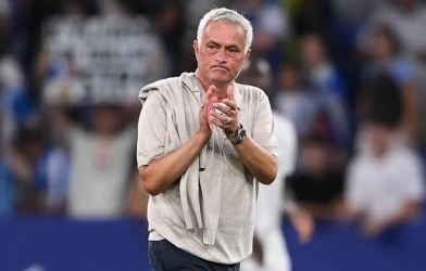Mourinho tái xuất Stamford Bridge, nhưng Chelsea không phải đối thủ