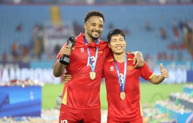 Xuân Son và Văn Vĩ nhận thưởng lớn sau chức vô địch AFF Cup 2026