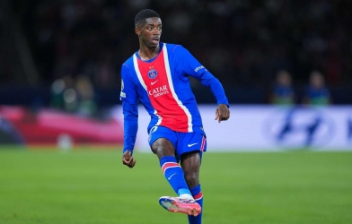 Dembele đáp trả chỉ trích bằng màn trình diễn hủy diệt