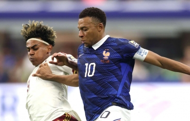 Yamal: 'Tôi xứng đáng nhận Quả bóng vàng hơn Mbappe'