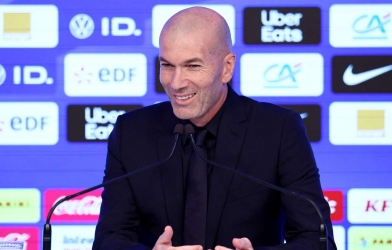 Zidane thay máu tuyển Pháp ngay trước trận ra mắt