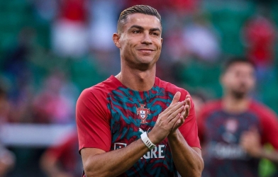 Sao Bồ Đào Nha: 'Tôi muốn kiến tạo bàn thứ 1000 cho Ronaldo'