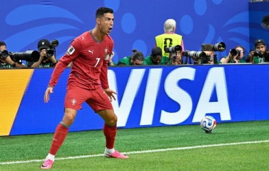 'Ronaldo lớn hơn cả tuyển Bồ Đào Nha về mặt thương hiệu'