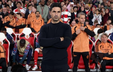Arteta: 'Ông ấy sẽ sống mãi cùng Arsenal'