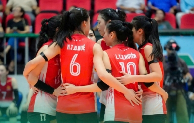 Hai sao Việt kiều cùng mất điểm trước HLV Kim Sang Sik trước Asian Cup