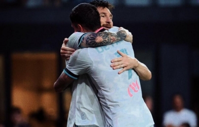 Messi chạm mốc 427 kiến tạo, nối dài những con số phi thường