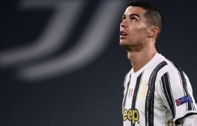 Chấp nhận giảm lương, Ronaldo xác định xong bến đỗ cuối sự nghiệp