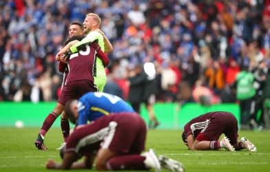 VAR tước bàn thắng, Chelsea ôm hận ở chung kết Cúp FA