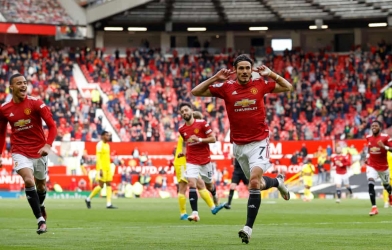 Cavani ghi tuyệt phẩm, MU vẫn 'mất vui' trên sân nhà