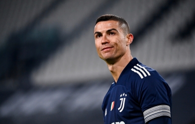 Allegri khẳng định lập trường, Juve chốt giá bán Ronaldo cho đội bóng cũ