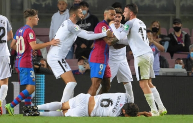 Video bàn thắng Barca 1-1 Granada: Khởi đầu chật vật, bùng nổ phút cuối