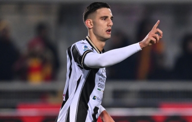 Ghi bàn thắng duy nhất, tiền đạo Serie A bị cả đội cạch mặt