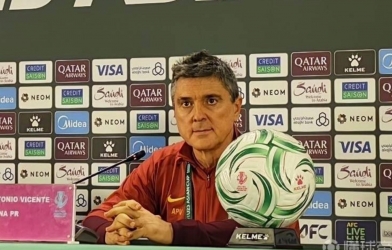 HLV U23 Trung Quốc không giấu nổi cay đắng sau chung kết ác mộng