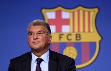 Barca đón tin cực vui từ ngôi sao hàng đầu Ngoại hạng Anh