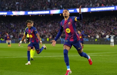 Hủy diệt Newcastle, Barca hiên ngang tiến vào tứ kết Champions League