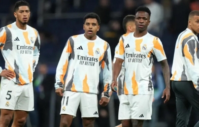 Dàn siêu sao Real Madrid đồng loạt gật đầu, chốt xong HLV cho mùa mới