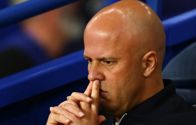 HLV Arne Slot: 'Thua PSG nhưng Liverpool đã quá may mắn vì...'