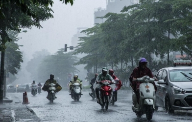 Dự báo thời tiết hôm nay 18/4 trên cả nước: Miền Bắc mưa dông