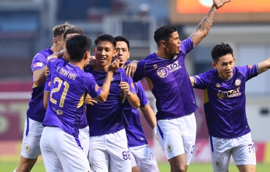 Trực tiếp Ninh Bình 1-2 Hà Nội: Nghỉ giữa giờ