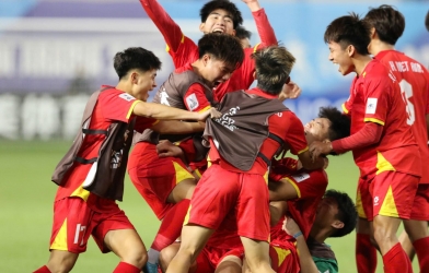 CĐV Thái phản ứng cực mạnh khi Việt Nam vô địch Đông Nam Á lần thứ 4