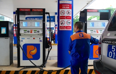 Giá xăng dầu hôm nay 8/5: Quay đầu bật tăng
