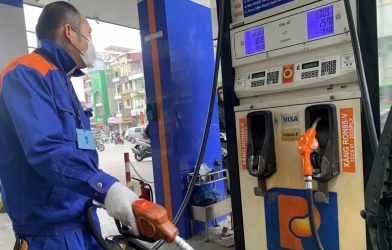 Giá xăng dầu hôm nay 4/6: Dầu thế giới tăng bất ngờ
