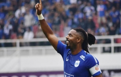 CHÍNH THỨC: Tiền đạo Bồ Đào Nha ghi 79 bàn rời V-League