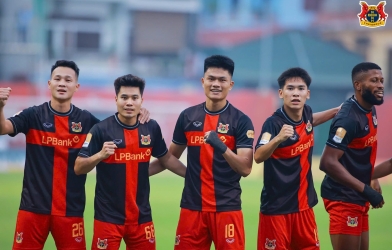 Hoàng Đức tỏa sáng, Ninh Bình đè bẹp Viettel giành vé chung kết