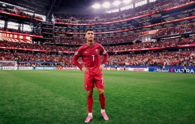 Lời tạm biệt World Cup của Cristiano: Khép lại một kỷ nguyên kiêu hùng!
