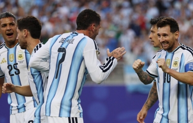 CHÍNH THỨC: Argentina thoát án phạt nặng từ FIFA