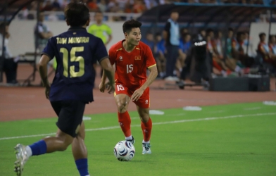 Trực tiếp Việt Nam 1-0 Campuchia: Đình Bắc tỏa sáng!