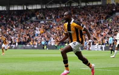 Trực tiếp MU 0-2 Hull City: Hết hiệp 1!