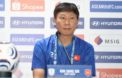 Trực tiếp họp báo HLV Kim Sang Sik, 22h45 hôm nay 22/8
