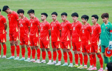CĐV ĐNÁ tranh luận cực căng khi Việt Nam không có cầu thủ Việt kiều dự ASIAD 2026