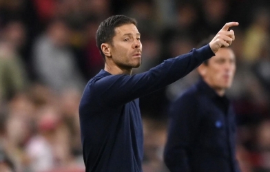 Xabi Alonso: 'Chelsea chưa thể cạnh tranh tại Ngoại hạng Anh'