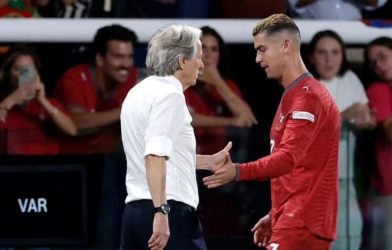 Cristiano Ronaldo: 'Tôi luôn muốn được ra sân, nhưng...'