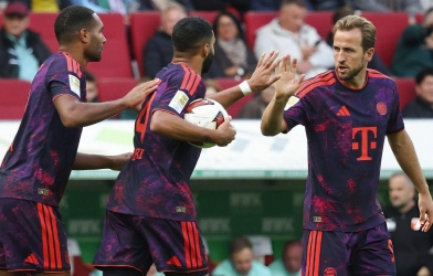 Trực tiếp Augsburg vs Bayern Munich, 20h30 hôm nay 10/10